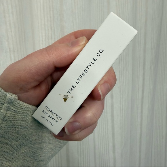 NIB❄️ The Lyfestyle Co. Corrective Eye Serum - Picture 2 of 4